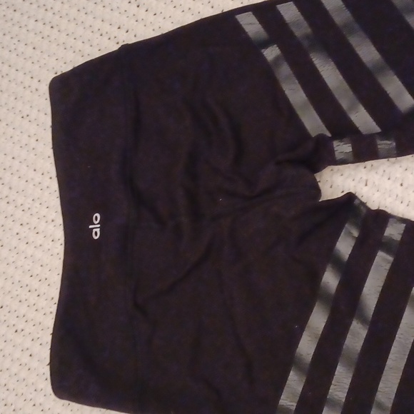 Alo Goddess Long Ruched Ribbed Leggings | Small - Picture 3 of 8